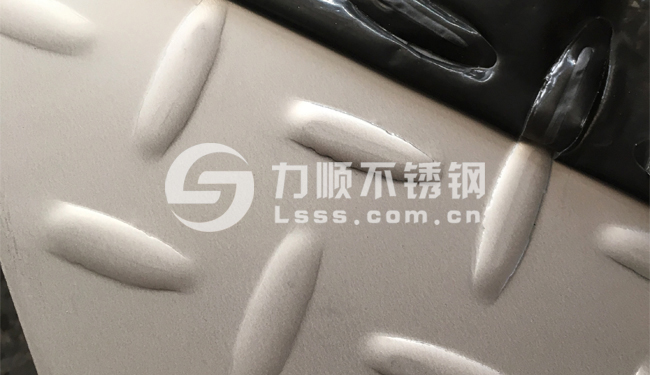 不鏽鋼花(huā)紋板