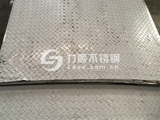 不鏽鋼(gāng)花紋板貼膜(mó)