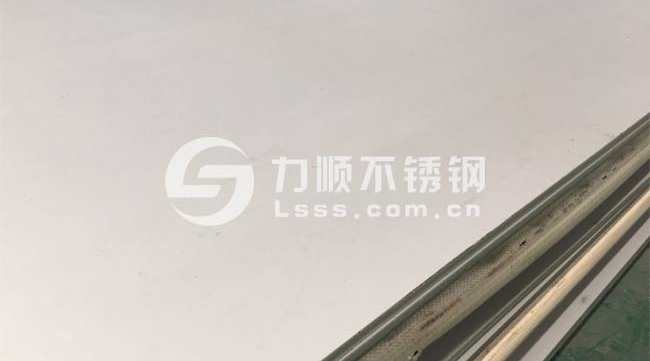 不鏽(xiù)鋼(gāng)厚板