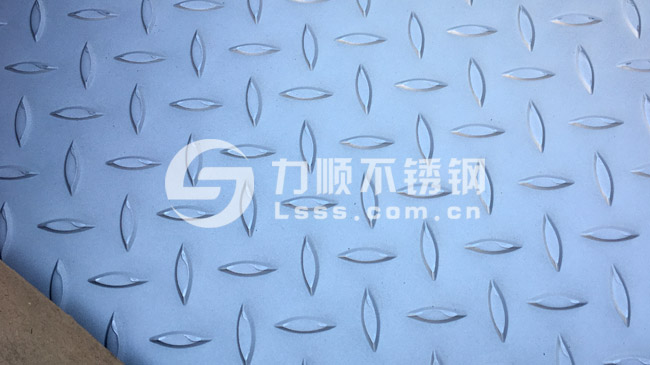 原裝不鏽鋼(gāng)花紋板