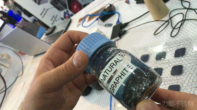 石墨烯(xī)鋰離子電池