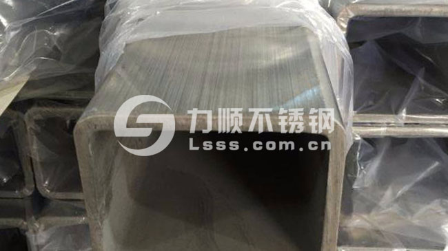 304拉絲不鏽鋼管