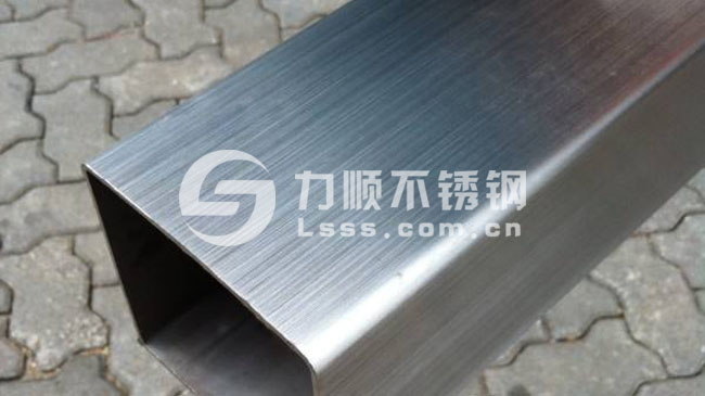外表麵拉(lā)絲不鏽鋼方管 304,100x100mm