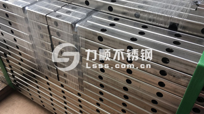 無(wú)錫切割(gē)鋼管加工,鋼管切孔,鋼管開(kāi)孔