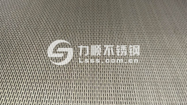 衝(chōng)孔網板(bǎn),304不(bú)鏽鋼衝孔板(bǎn)