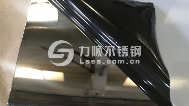 201不鏽鋼鏡(jìng)麵板效果