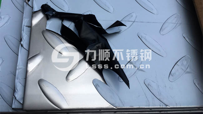 304不鏽鋼扁豆(dòu)花紋板圖(tú)片