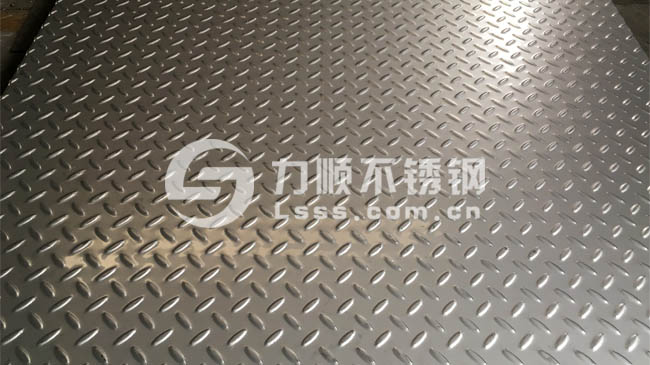 不鏽鋼花紋板,不鏽鋼(gāng)花紋板圖片