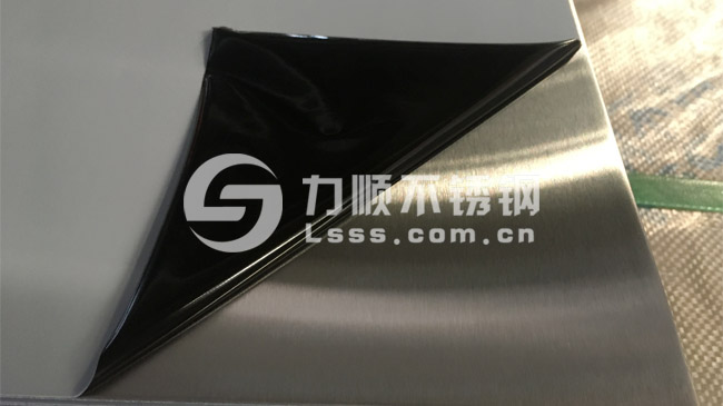 拉(lā)絲貼膜(mó)加工,不鏽鋼拉(lā)絲板