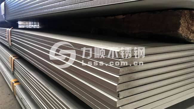 不鏽(xiù)鋼(gāng)板外形平整度