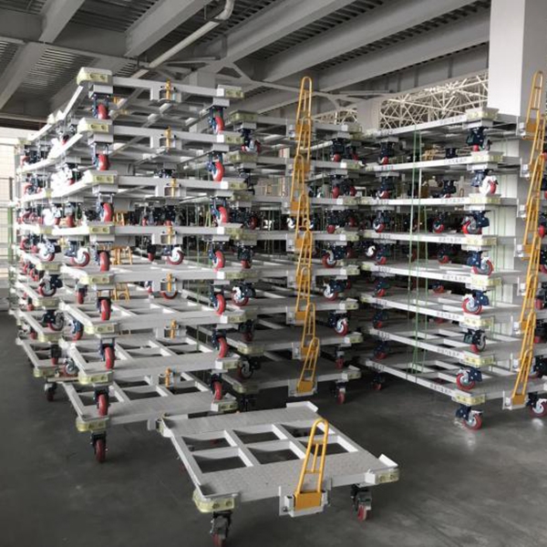 周轉（zhuǎn）台車