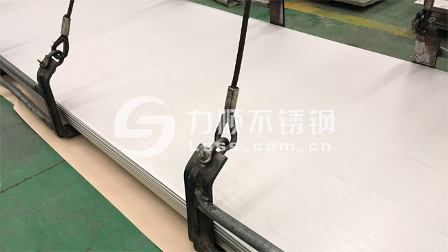 不（bú）鏽（xiù）鋼板熱軋